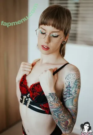 Alexivy / Amani_ / alexandriamfc / alexivyart nude photo #0032