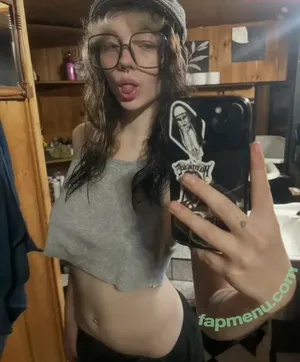 alexsfunhouse3 / alexsfunhouse / alexsplayhouse nude photo #0010
