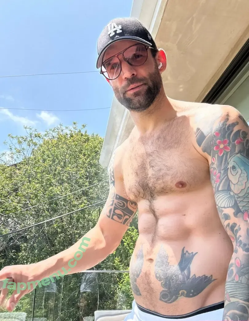 alexthelegend nude photo #0176 (therealalexlegend)