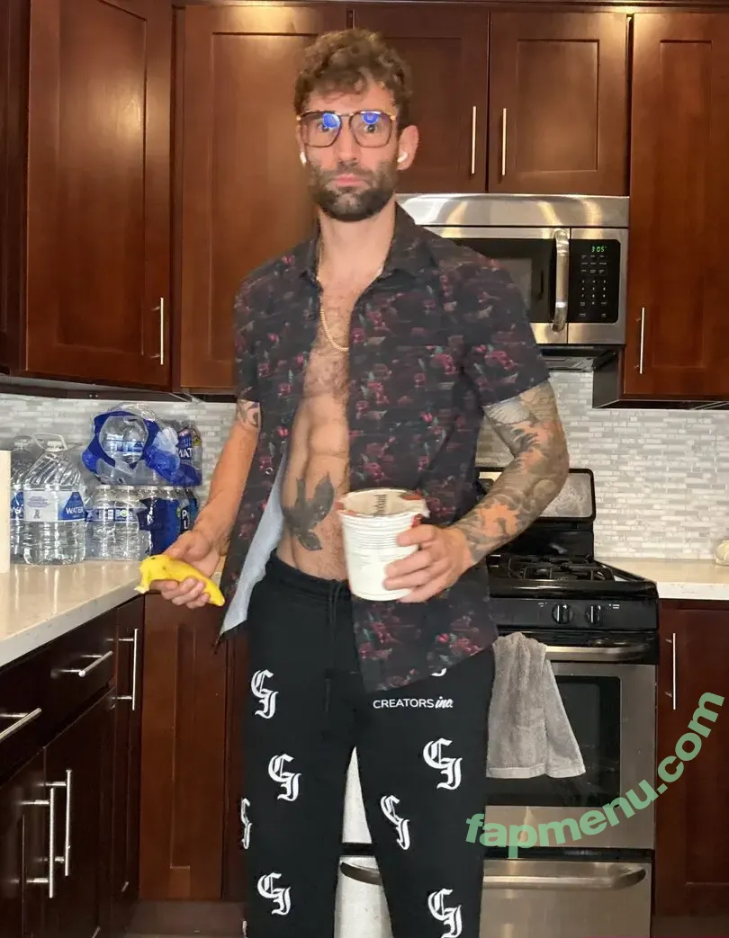 alexthelegend nude photo #0212 (therealalexlegend)