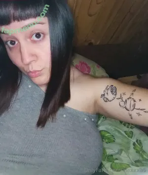 alexxxa5 / alex05______ nude photo #0024