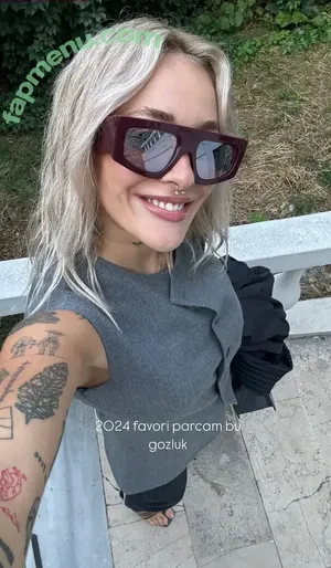  nude photo #0007