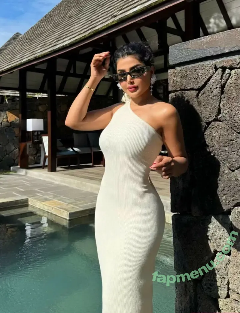 Alhanoufalharbi1 nude photo #0027 (Alhanoufalharbi1)