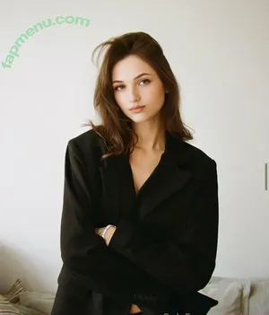 ali.alin / ali.alin.alina nude photo #0015