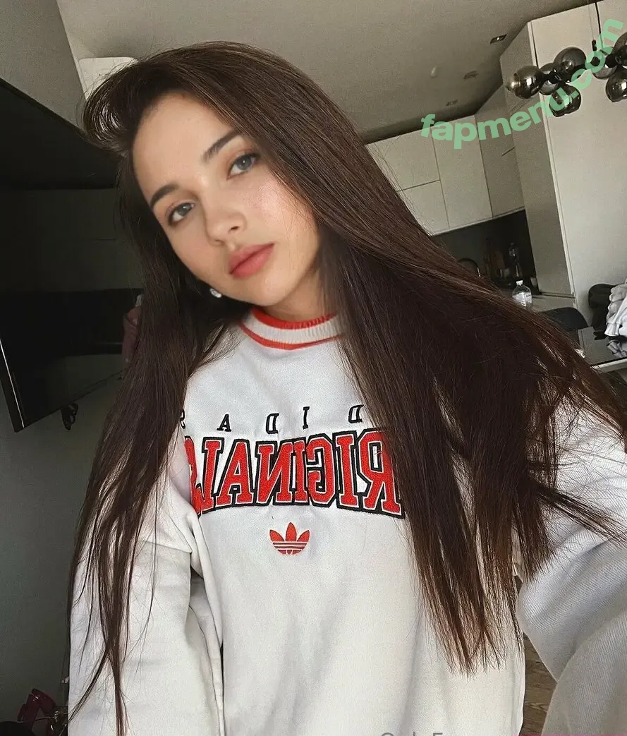 ali.alin nude photo #0007 (ali.alin.alina)