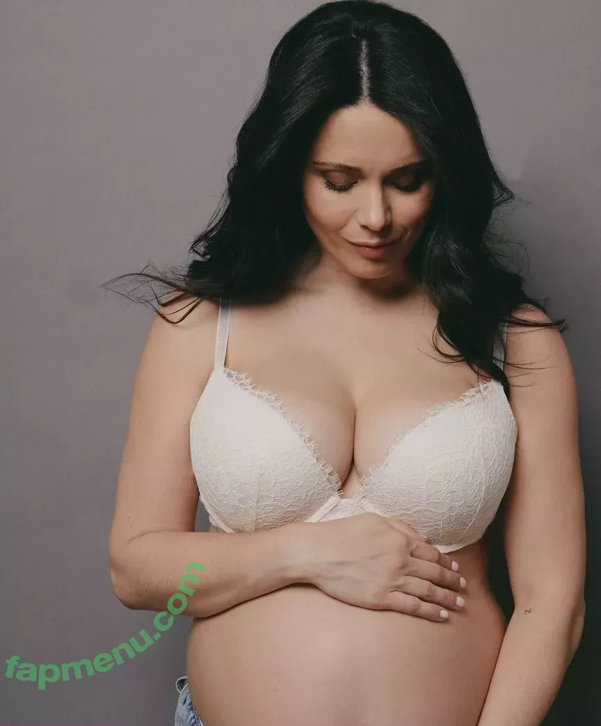 Ali Cobrin nude photo #0031 (Ali Cobrin)
