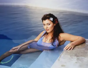 Ali Landry / alilandry nude photo #0005