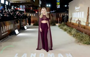 Ali Larter / alilarter nude photo #0680