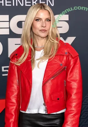 Ali Larter / alilarter nude photo #0748