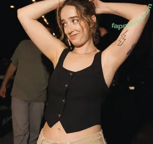 Ali Macofsky / Self-Labeled Comedian / notalimac nude photo #0013