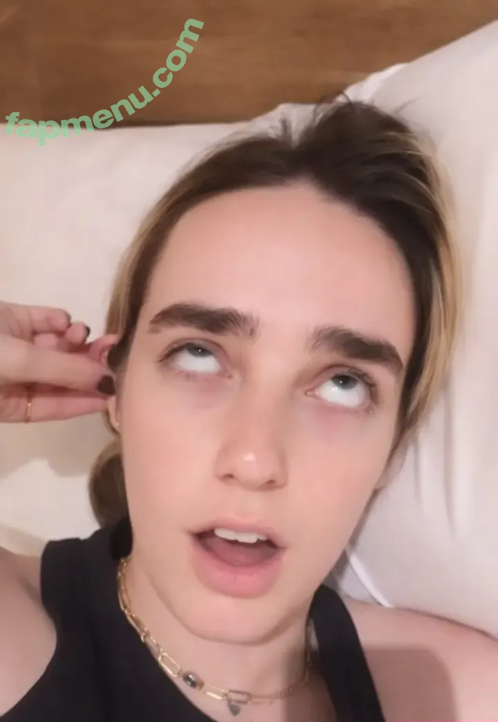 Ali Macofsky nude photo #0012 (Self-Labeled Comedian / notalimac)