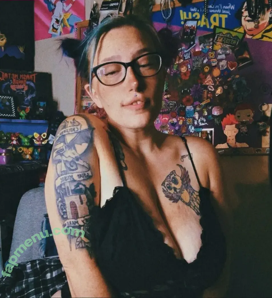 Ali_the_magnificent nude photo #0006 (ali_the_magnificent_ / alithemagnificent)