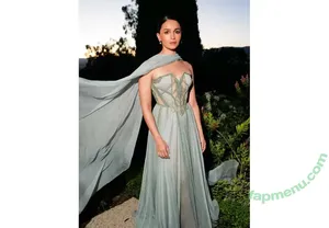 Alia Bhatt / aliaa08 / aliaabhatt nude photo #0093