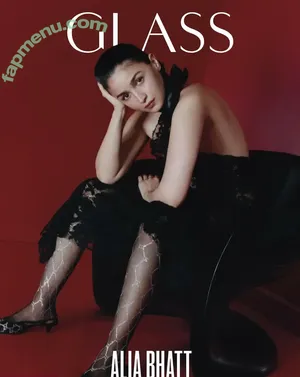 Alia Bhatt / aliaa08 / aliaabhatt nude photo #0095