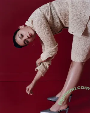 Alia Bhatt / aliaa08 / aliaabhatt nude photo #0108