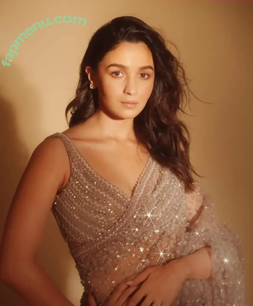 Alia Bhatt nude photo #0080 (aliaa08 / aliaabhatt)