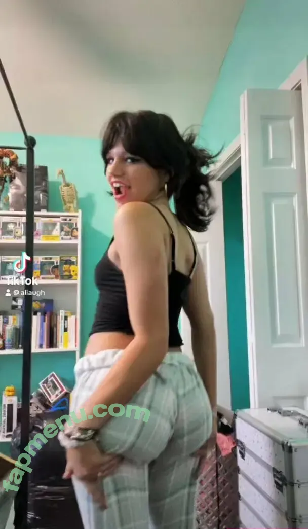 alia_dakka nude photo #0050 (alia_dakka)