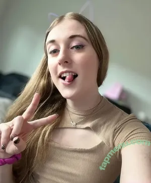 Alia Malia / AliaMaliaM2F nude photo #0077