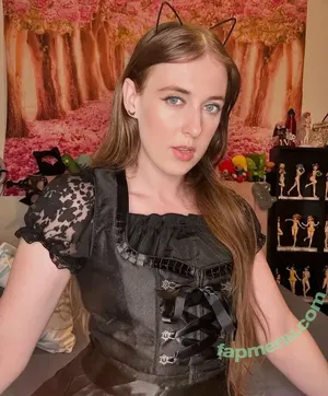 Alia Malia / AliaMaliaM2F nude photo #0079