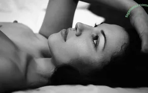 Alia Wills / alia.artistry / ellawillstv nude photo #0005
