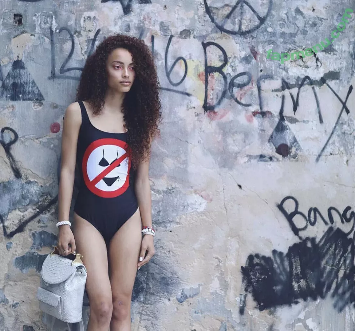 Aliana King nude photo #0004 (aliana.king)