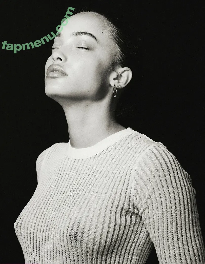 Aliana King nude photo #0023 (aliana.king)