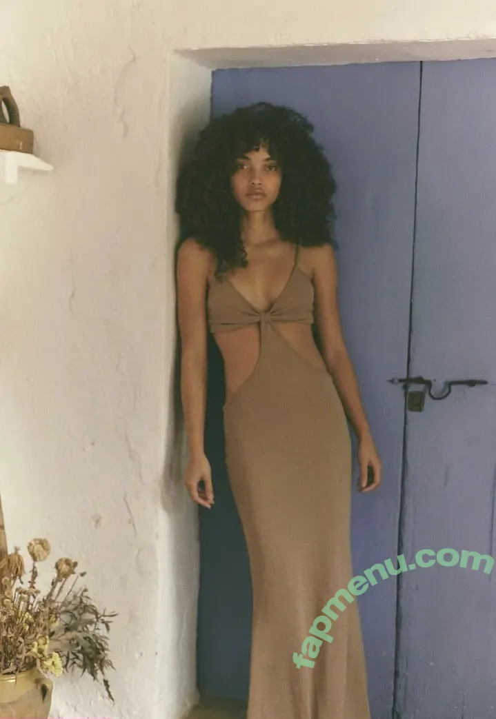 Aliana King nude photo #0024 (aliana.king)