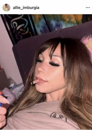 aliaremyinitials / Ali / Allliieee333 nude photo #0010