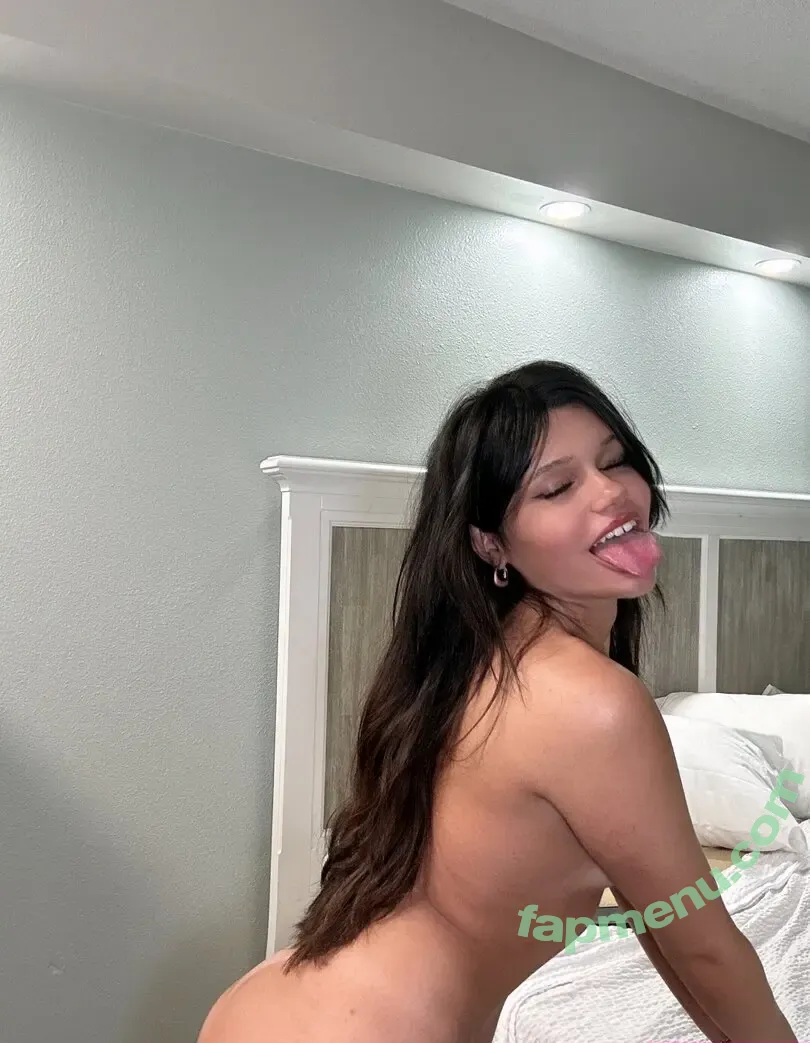 aliaugh nude photo #0089 (alia_dakka / alilaugh / sexybblady20)