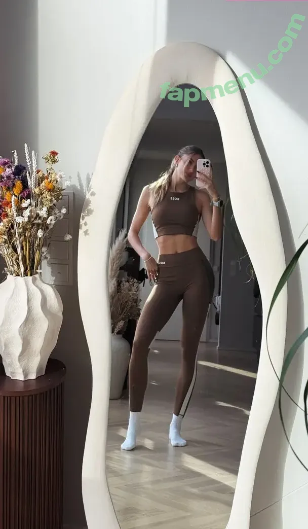 Alica Schmidt nude photo #0750 (alicasmd / nathalieschmidt)