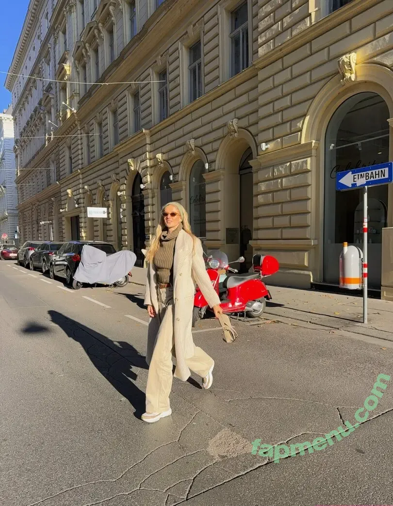 Alica Schmidt nude photo #0769 (alicasmd / nathalieschmidt)