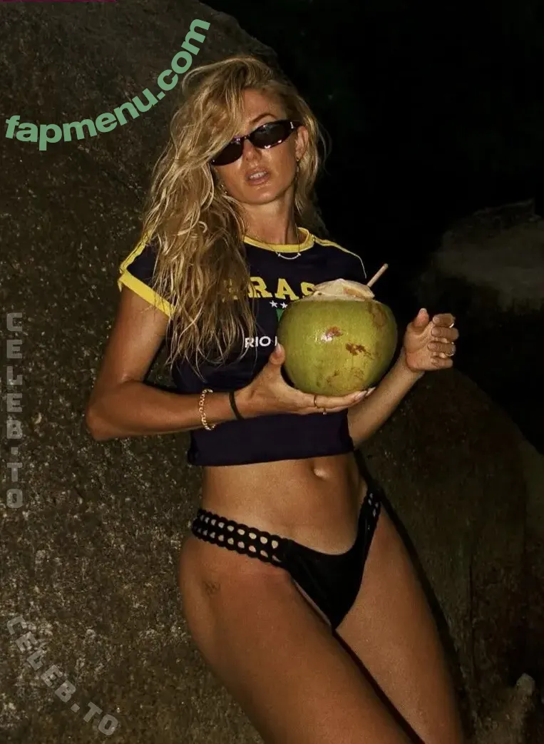 Alica Schmidt nude photo #0817 (alicaschmidt / alicaschmidt4882 / alicasmd / nathalieschmidt)