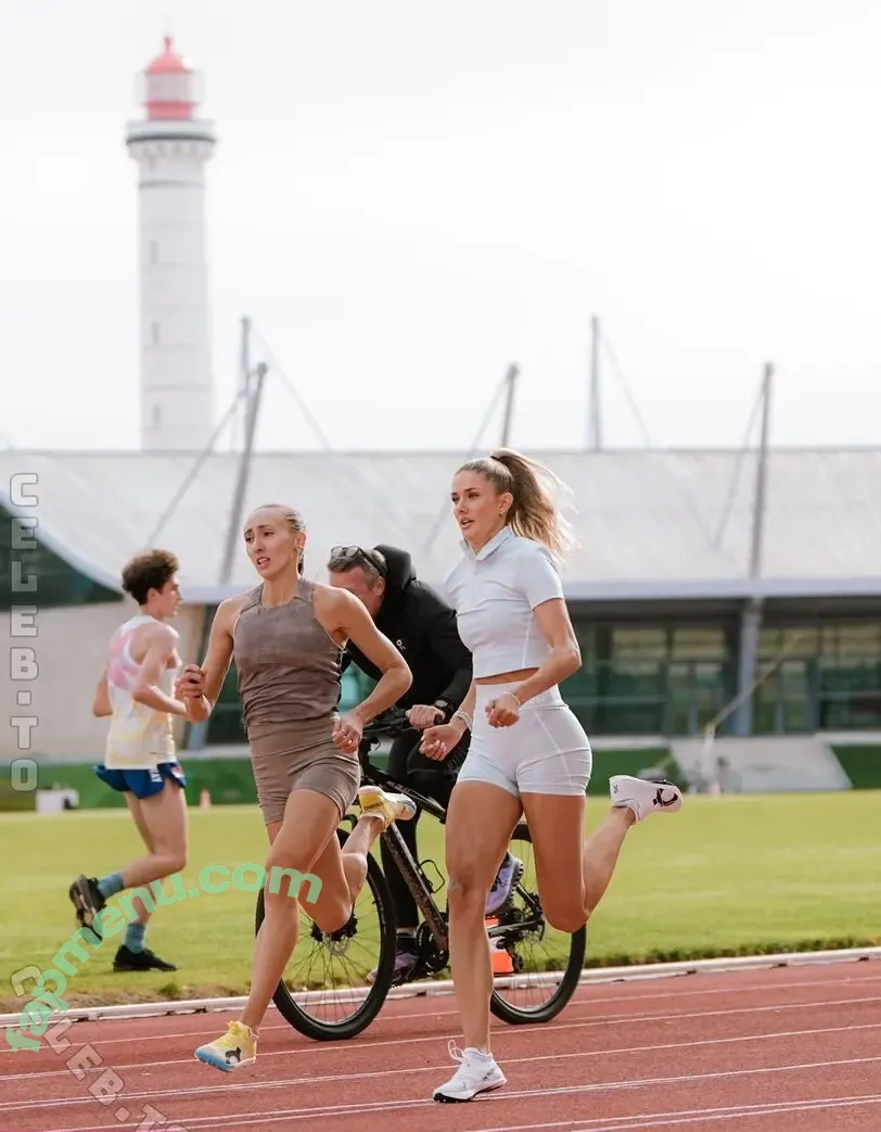 Alica Schmidt nude photo #0970 (alicaschmidt / alicaschmidt4882 / alicasmd / nathalieschmidt)