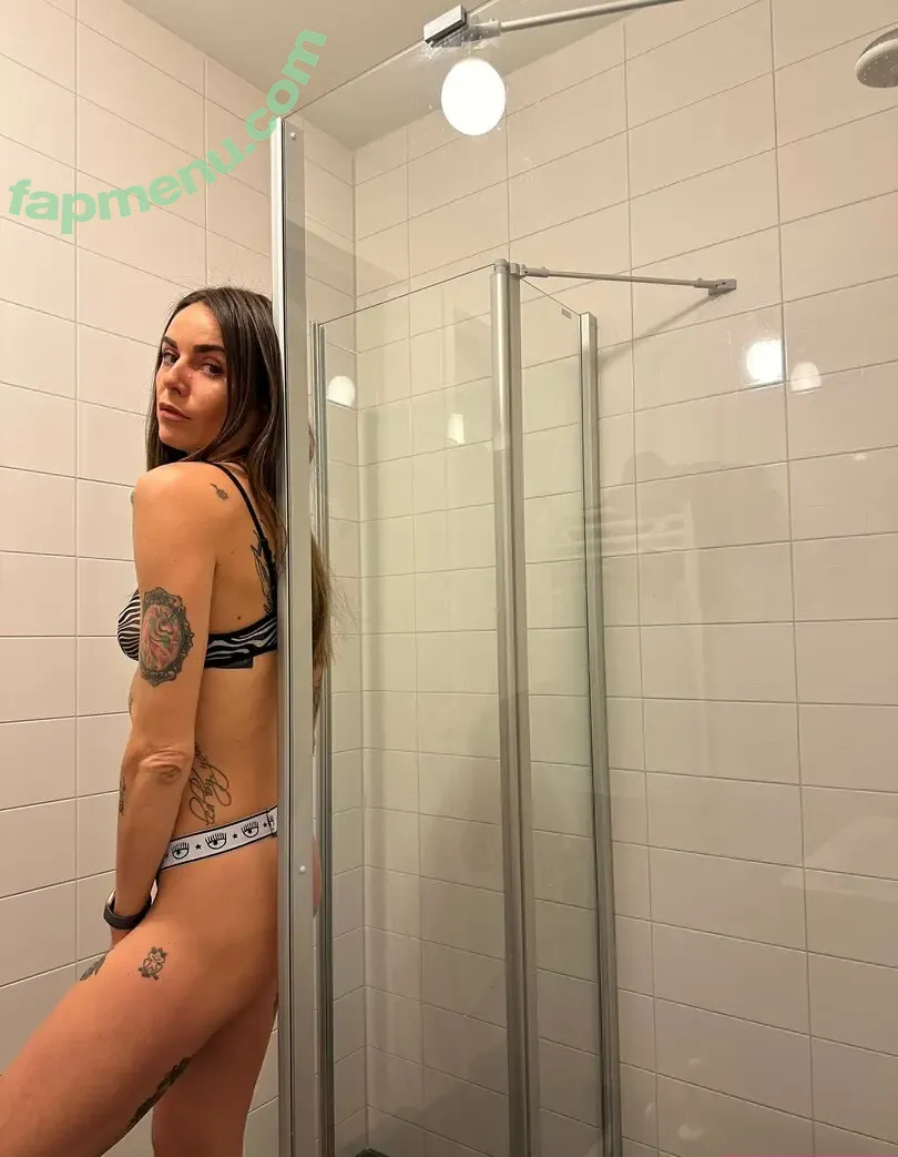 alice_ballet nude photo #0003 (alice_ballet__)