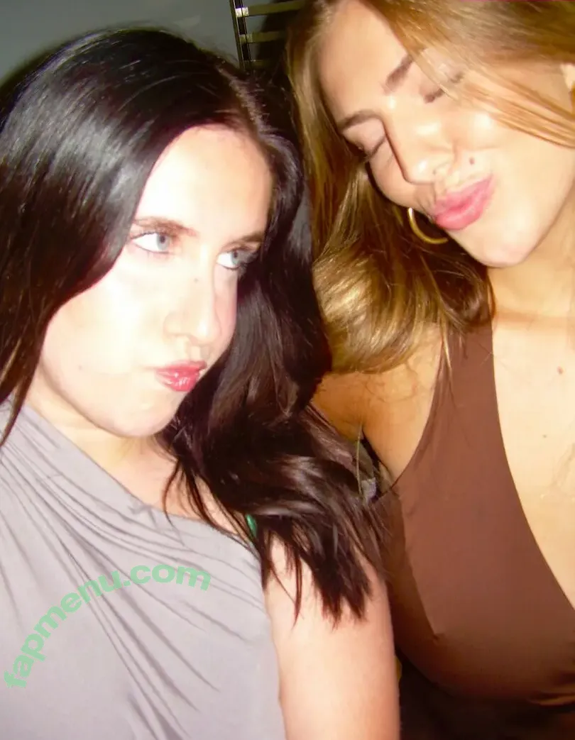 alice_caruana nude photo #0003 (alice.caruana)