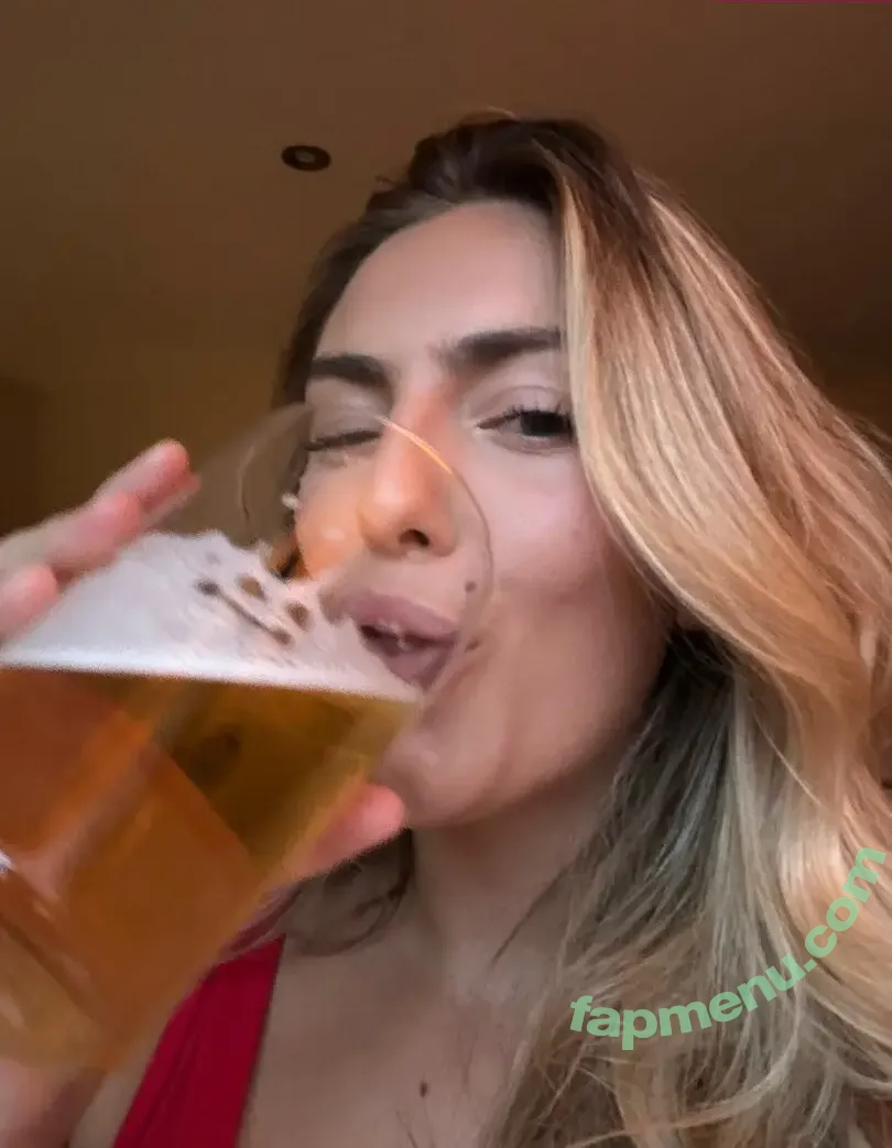 alice_caruana nude photo #0016 (alice.caruana)