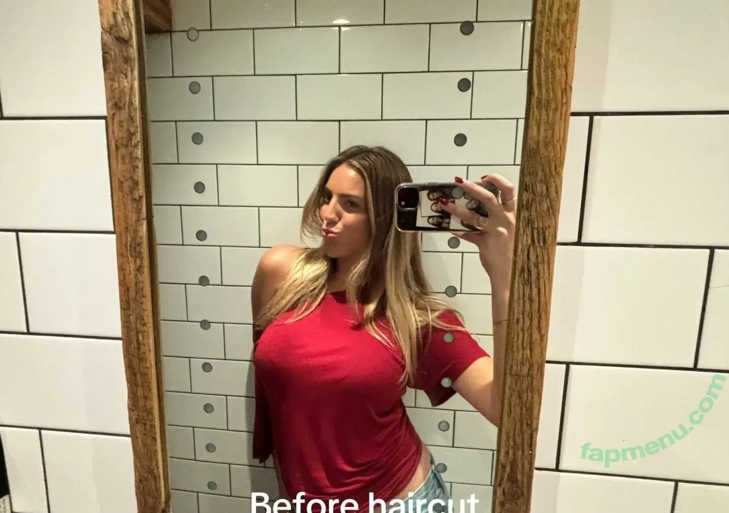 alice_caruana nude photo #0041 (alice.caruana)