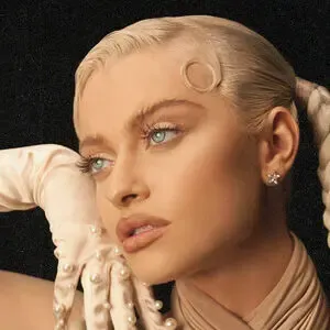 Alice Chater / alicemusic / alichater / himynameisalice nude photo #0028