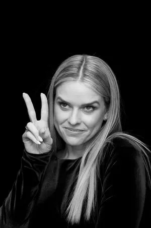 Alice Eve / aliceeve nude photo #0111