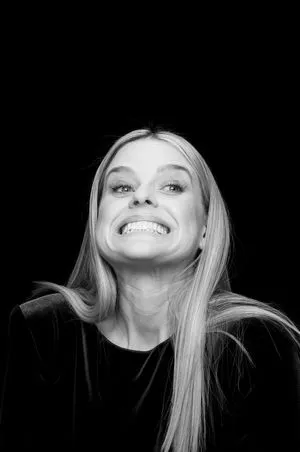 Alice Eve / aliceeve nude photo #0113