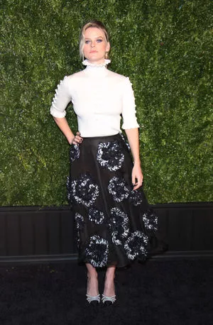 Alice Eve / aliceeve nude photo #0152