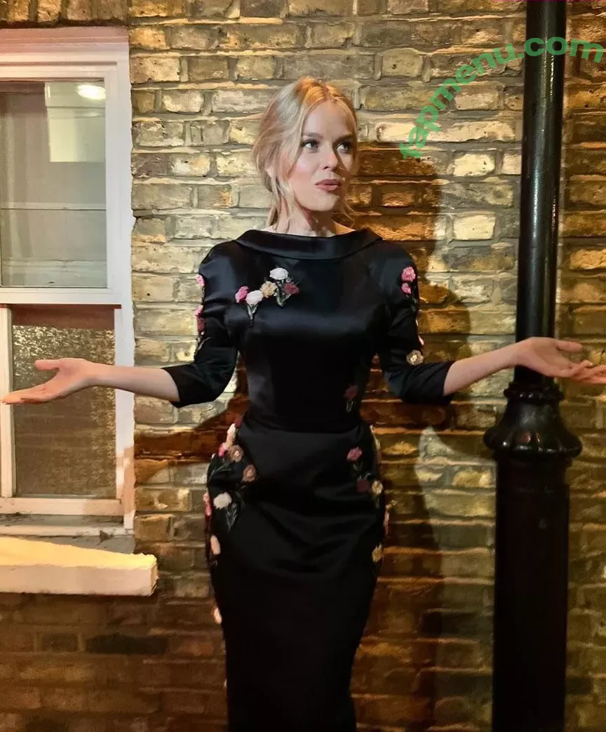 Alice Eve nude photo #0095 (aliceeve)