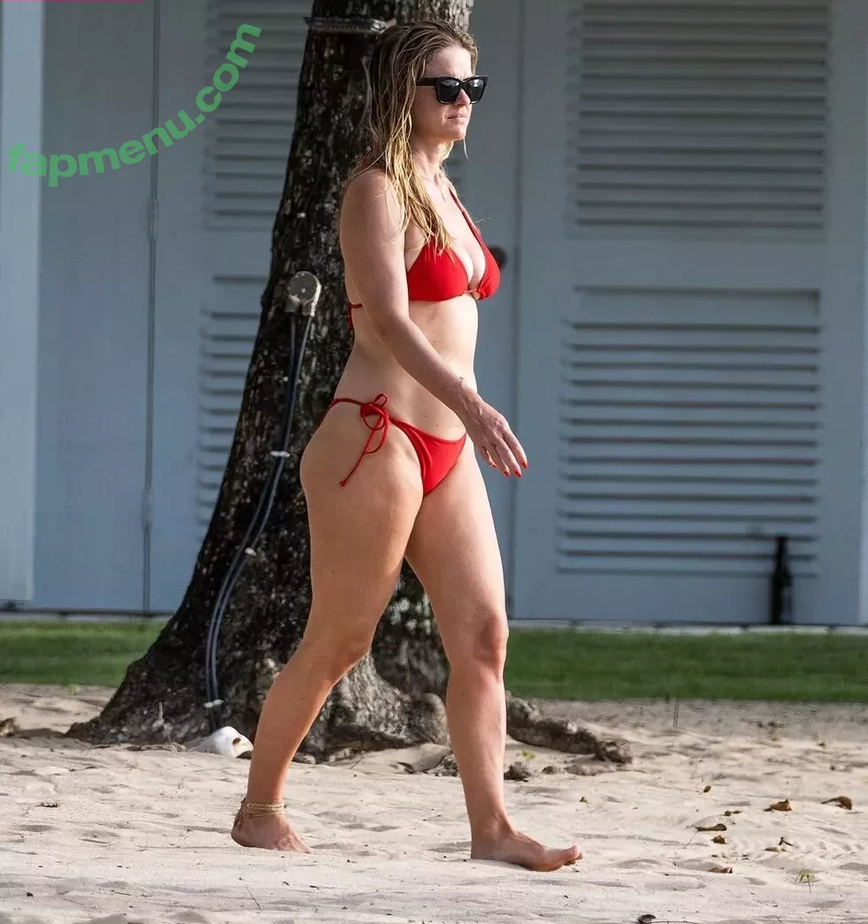 Alice Eve nude photo #0258 (aliceeve)