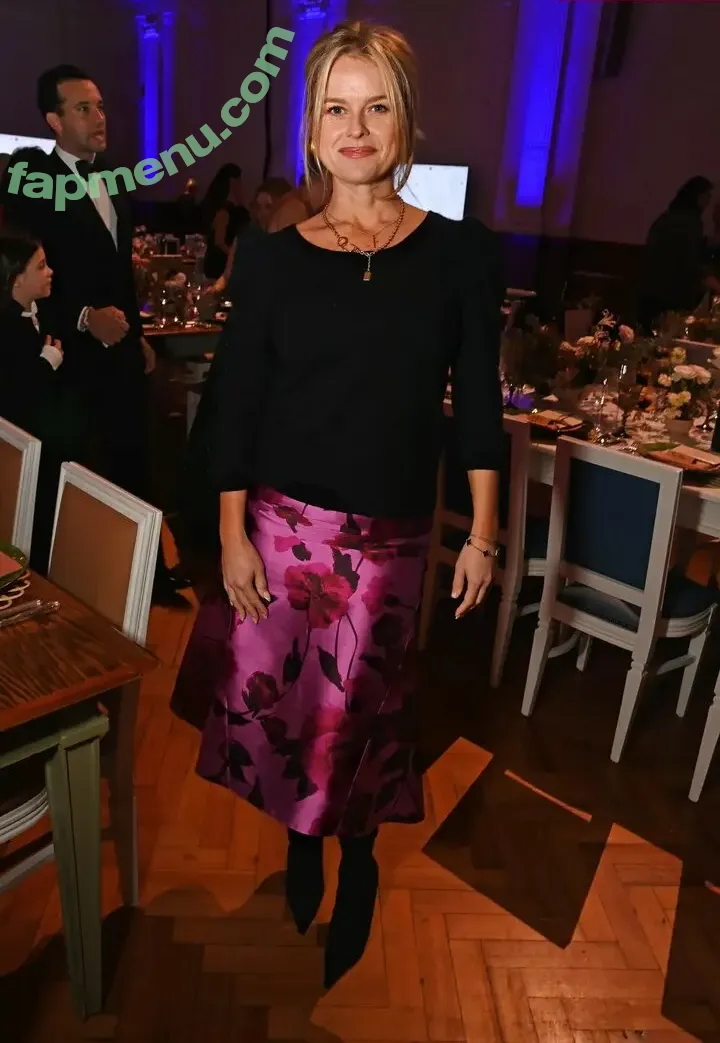 Alice Eve nude photo #0826 (aliceeve)