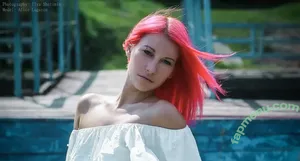  nude photo #0007