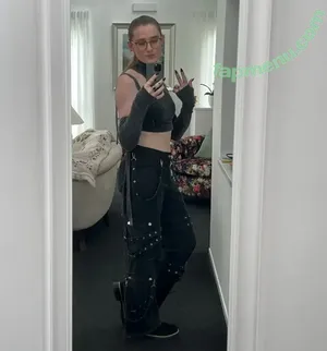 Alice In Wonder1and / alice_in_wonder1and / alice_inwonderland96 nude photo #0070