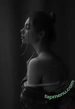 Alice Li / aliceli_official nude photo #1133