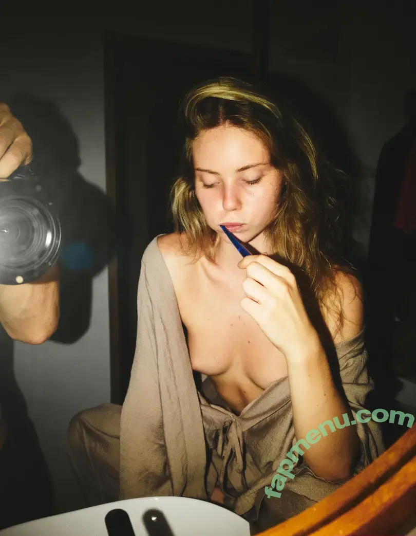 Alice Li nude photo #1243 (aliceli_official)