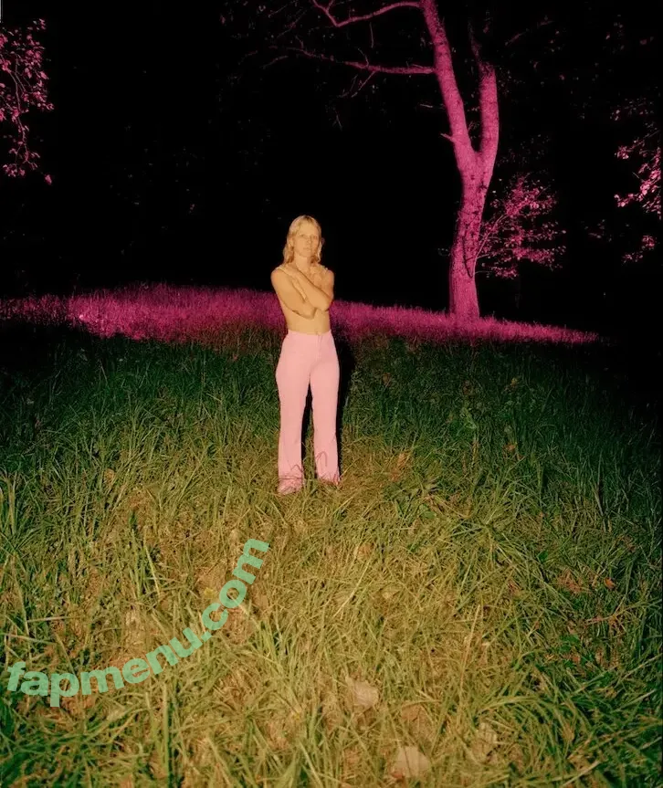 Alice Lou nude photo #0002 (Alice Lou)