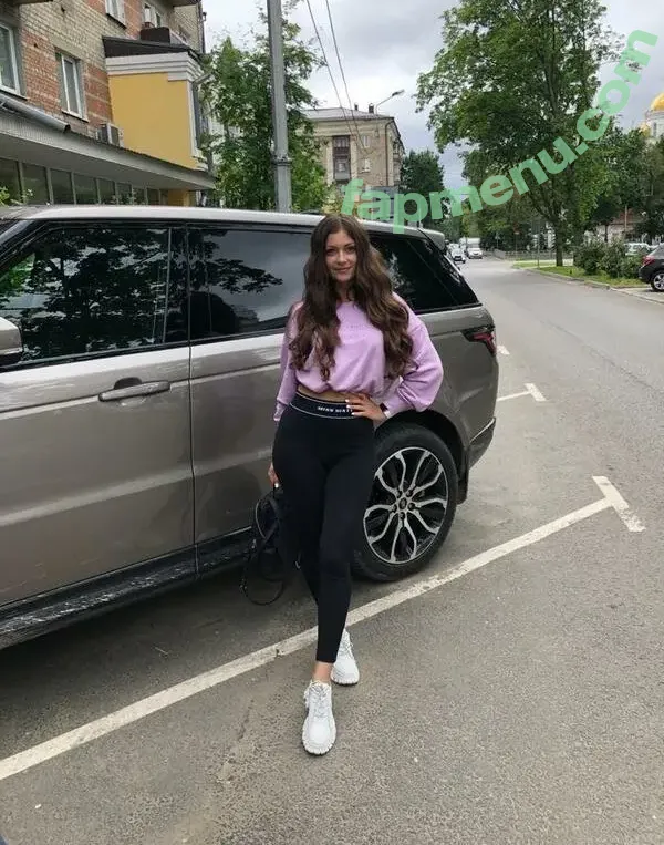 alice_mo nude photo #0012 (luckyalice444)